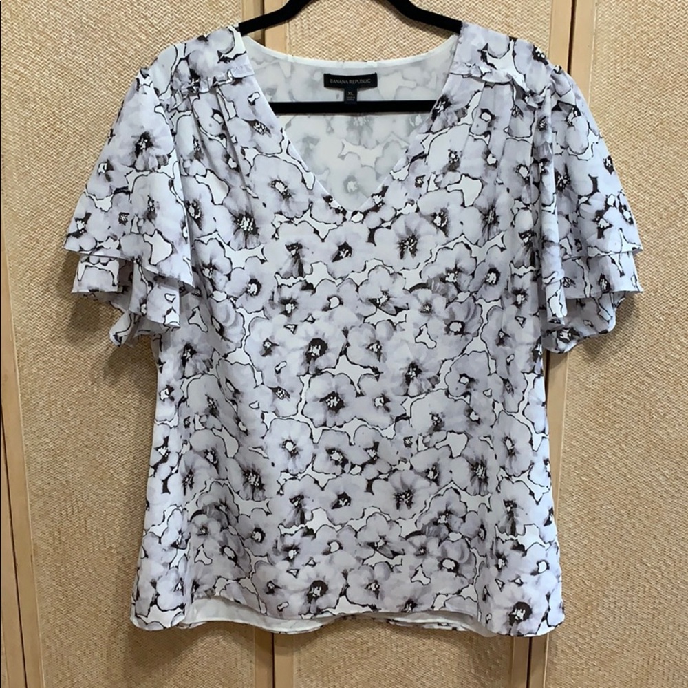 Ruffled Banana Republic blouse